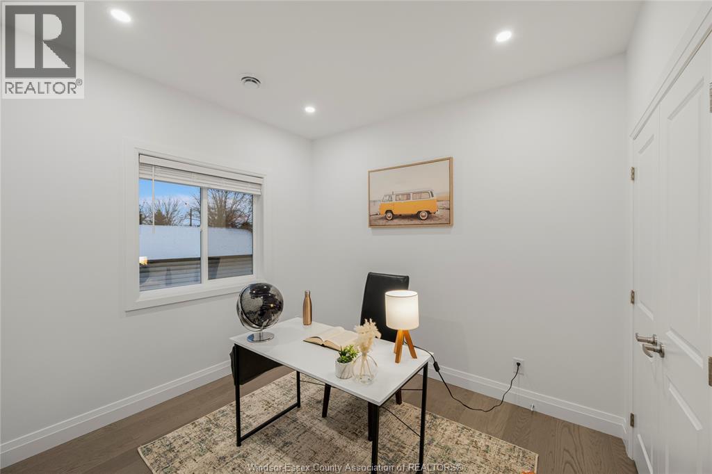 665 Alexandrine Street Property Photo 12