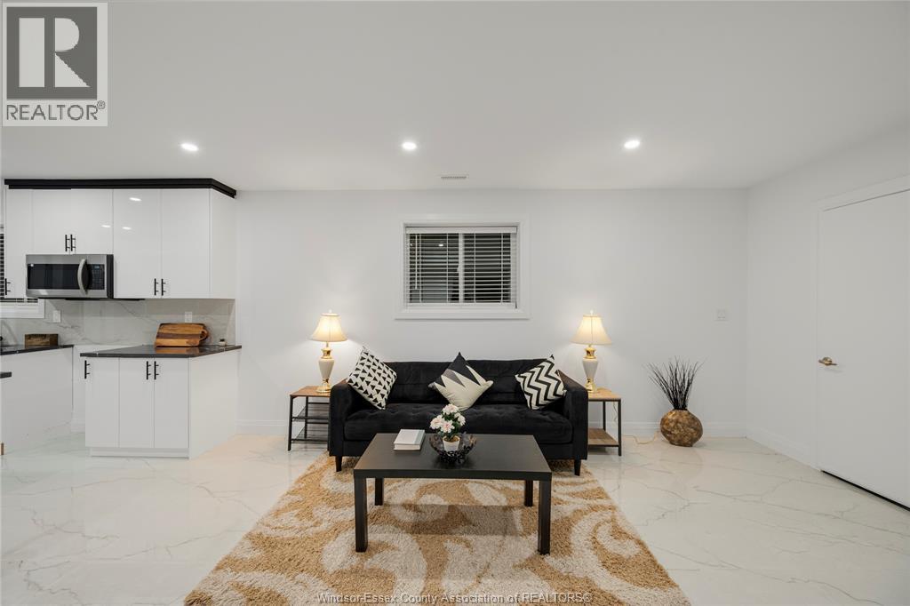 665 Alexandrine Street Property Photo 22