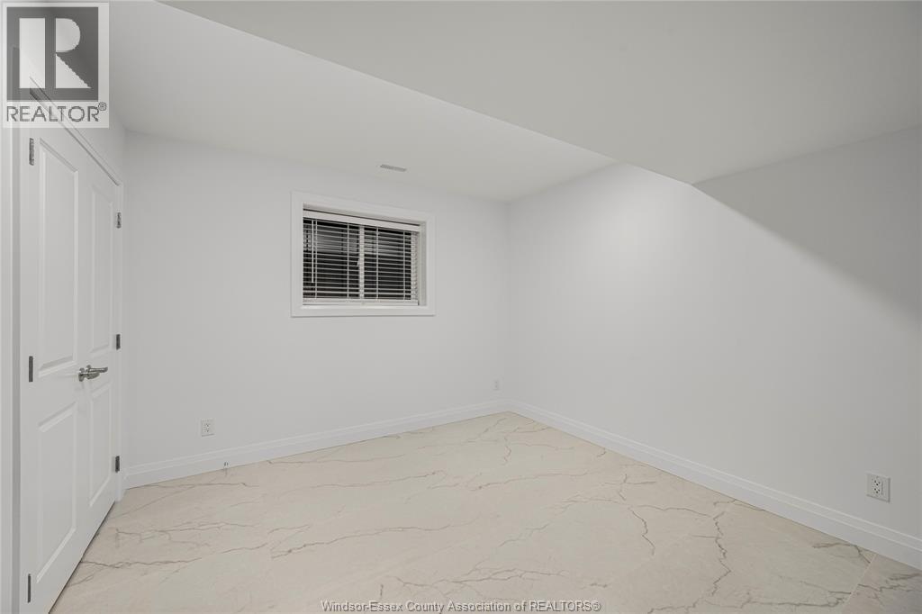665 Alexandrine Street Property Photo 25