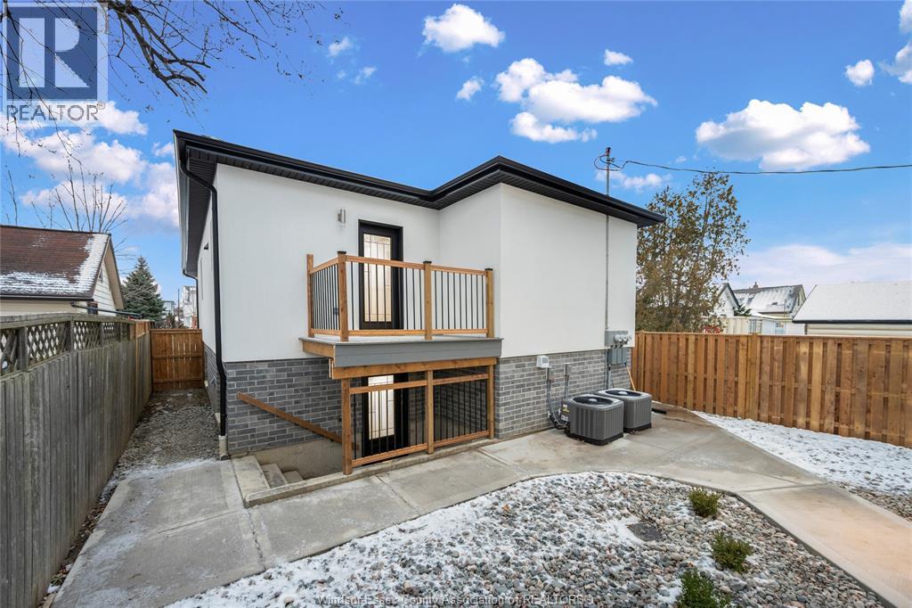 665 Alexandrine Street Property Photo 29