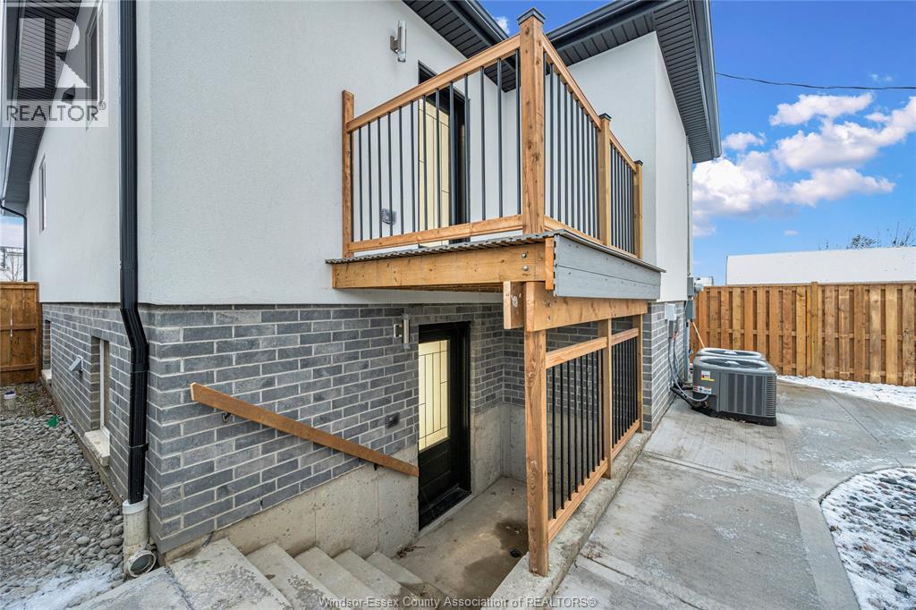 665 Alexandrine Street Property Photo 30