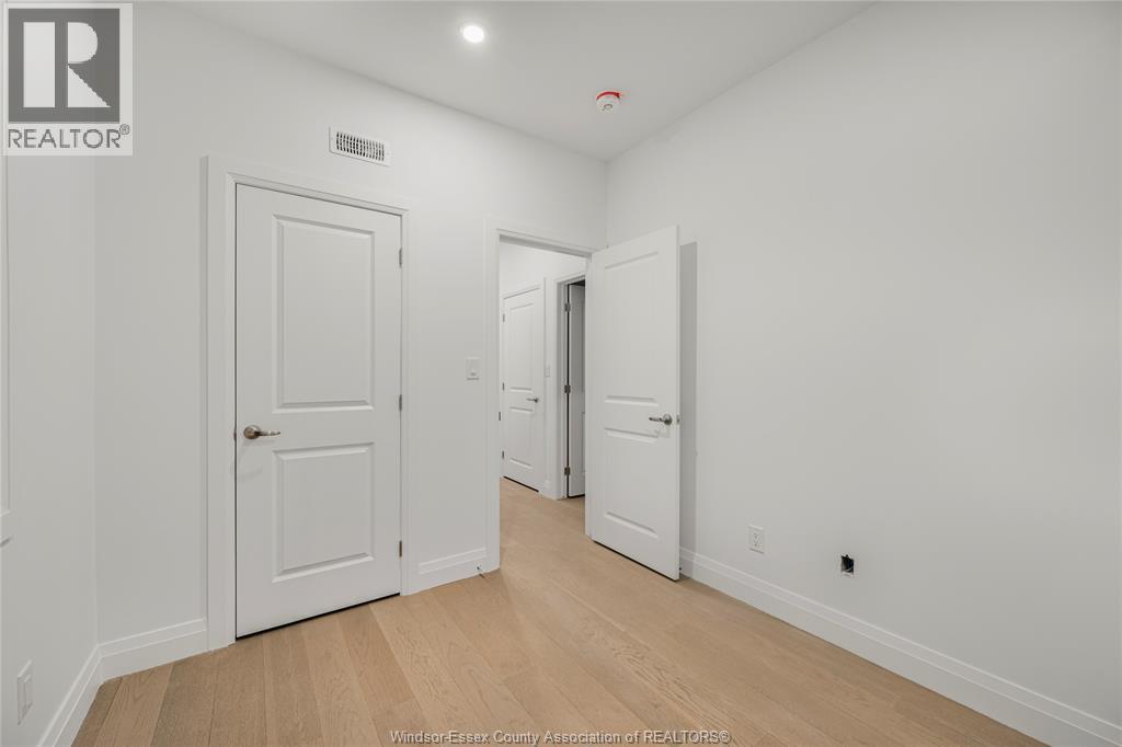 665 Alexandrine Street Property Photo 40