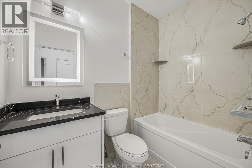 665 Alexandrine Street Property Photo 42