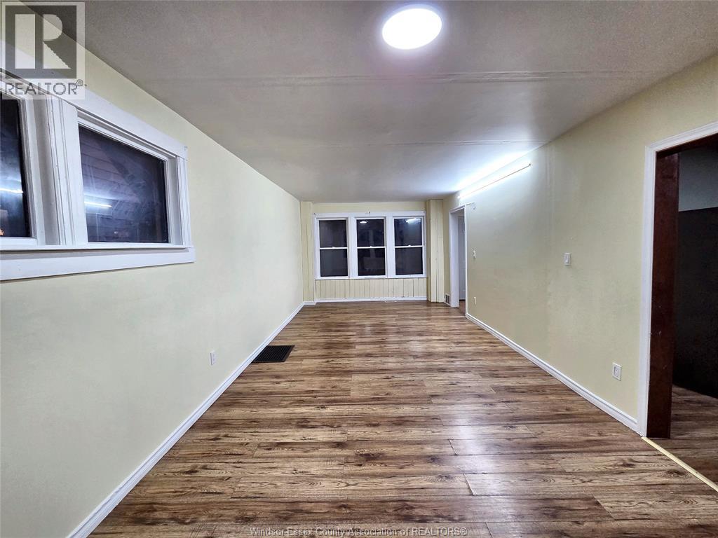 328 John B Avenue Property Photo 2