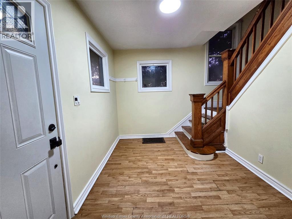 328 John B Avenue Property Photo 3