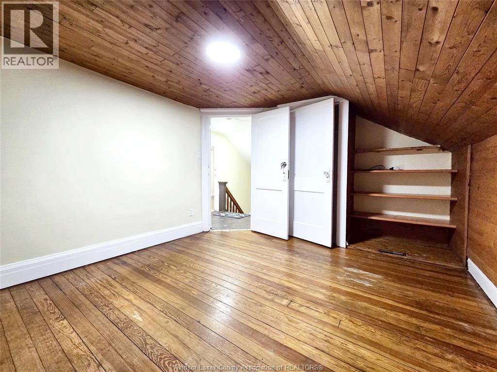 328 John B Avenue Property Photo 9