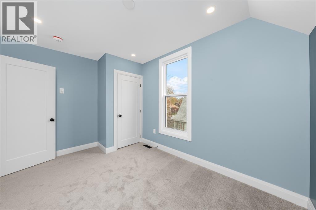 395 Cromwell Street Property Photo 20