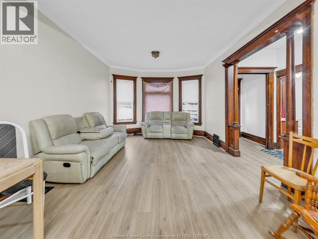 780 Dougall Property Photo 5