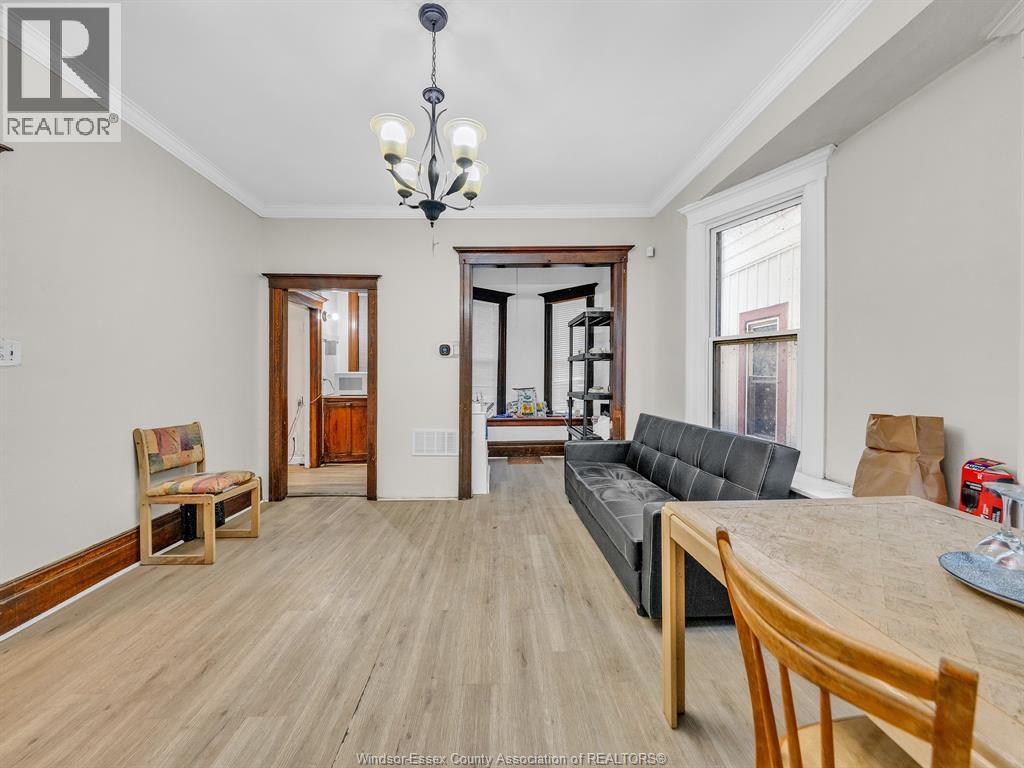 780 Dougall Property Photo 7