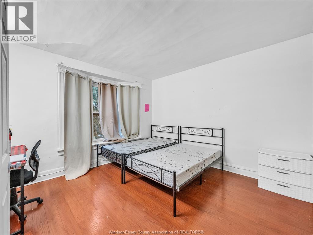 780 Dougall Property Photo 15