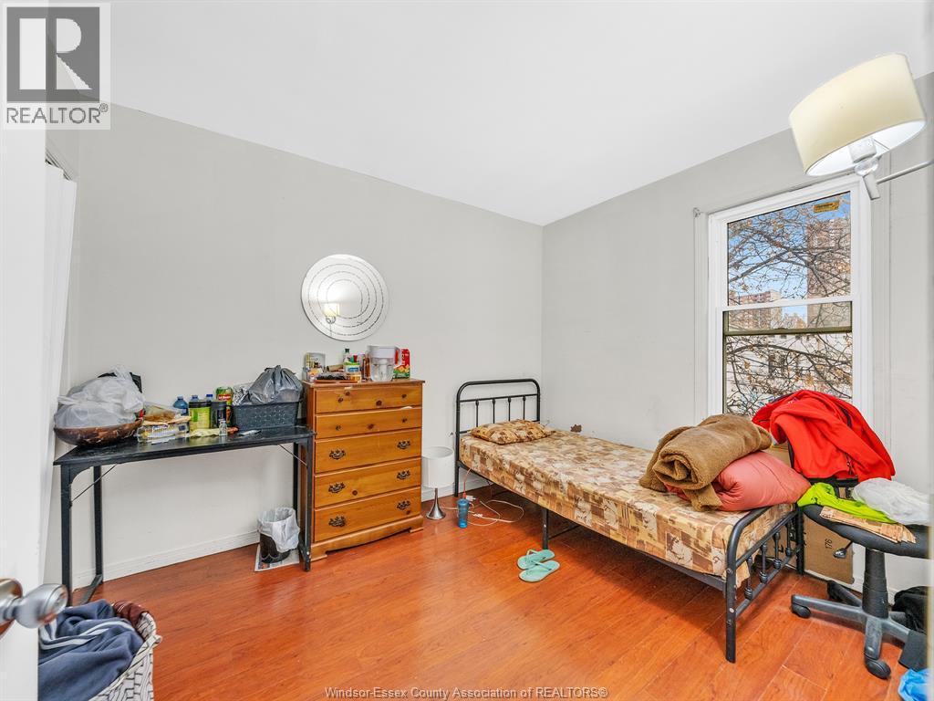 780 Dougall Property Photo 20