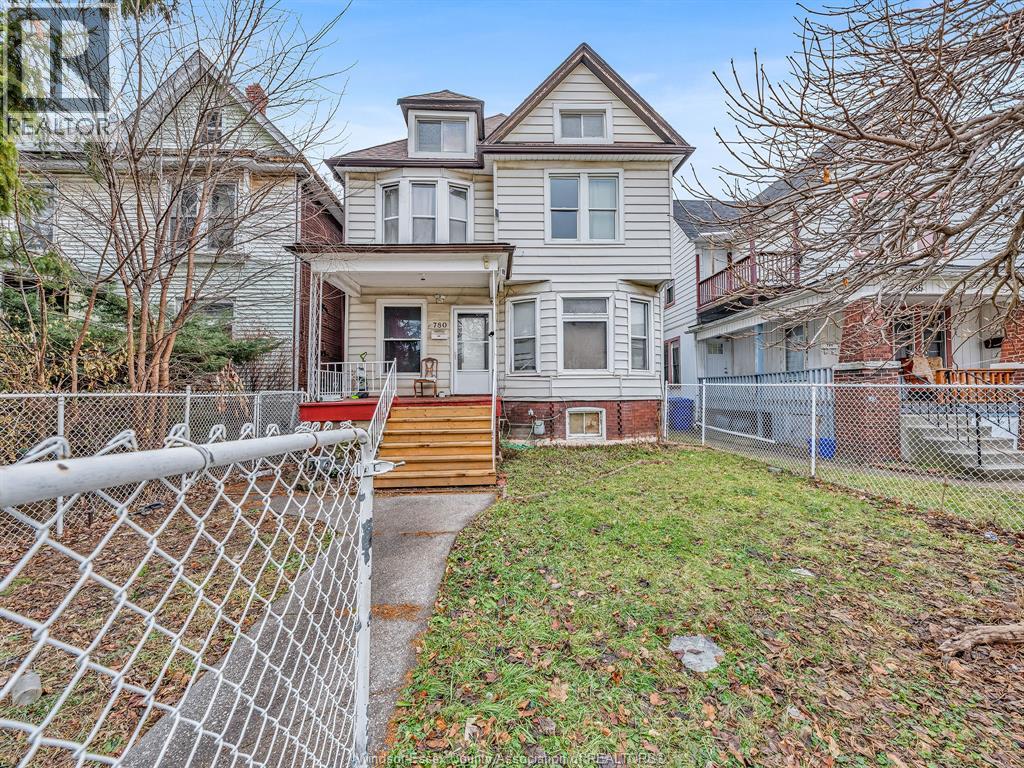 780 Dougall Property Photo 31