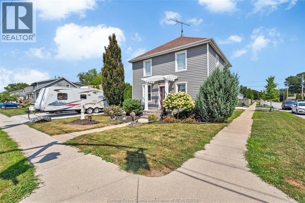 858 Lesperance Property Photo 2