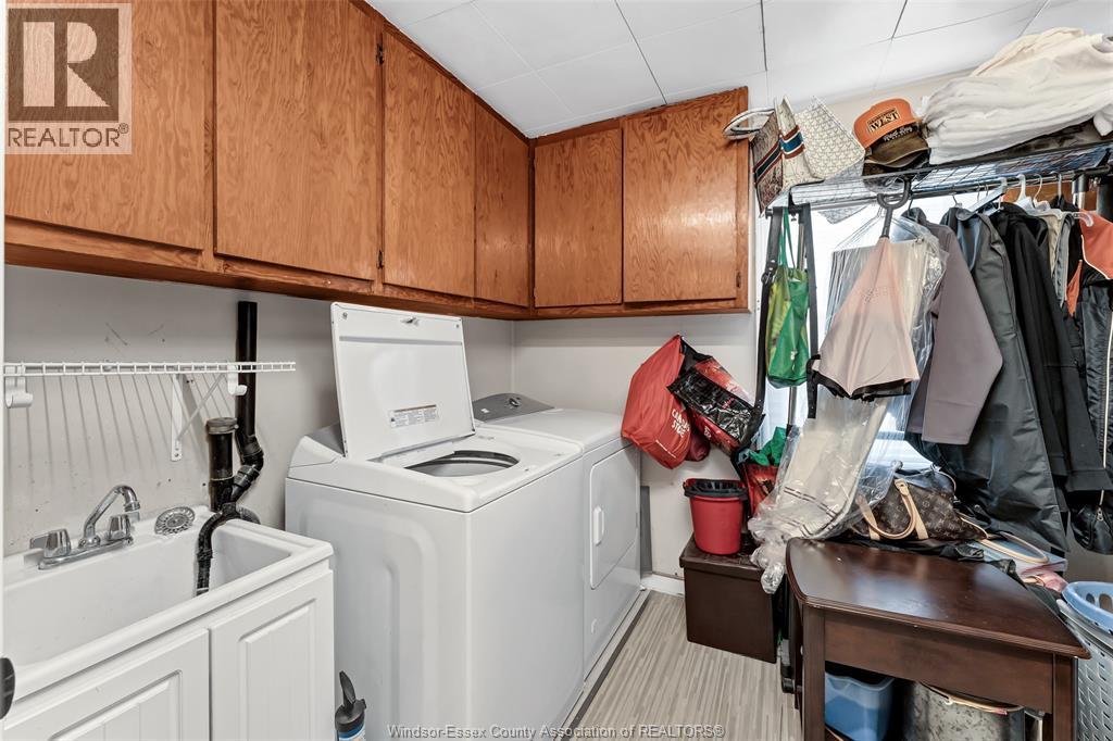 858 Lesperance Property Photo 23