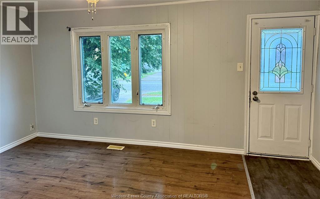 2272 Forest Property Photo 3