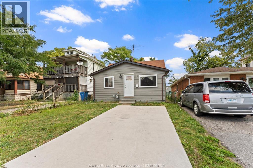 1320 Goyeau Property Photo 2