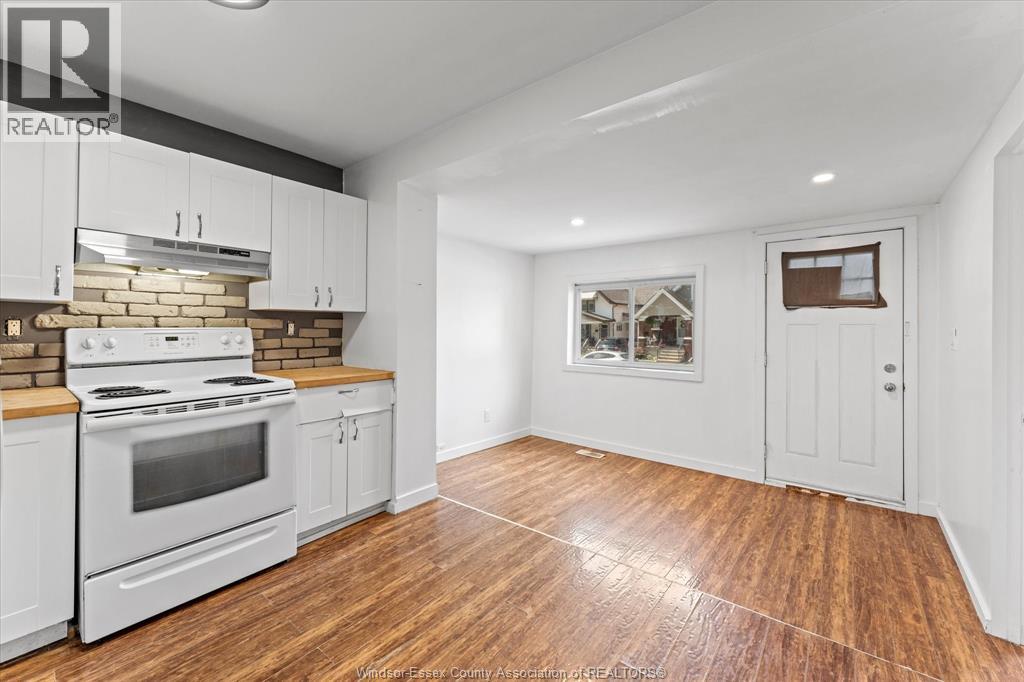 1320 Goyeau Property Photo 7