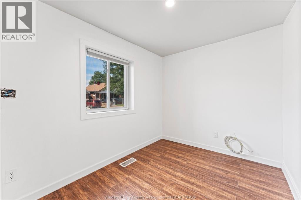 1320 Goyeau Property Photo 9