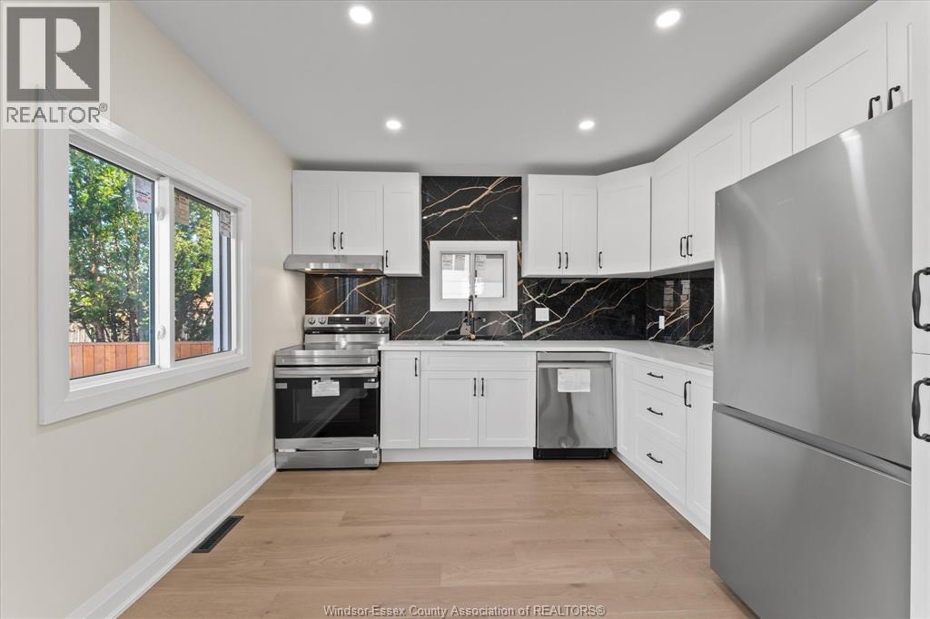 930 Elsmere Property Photo 13