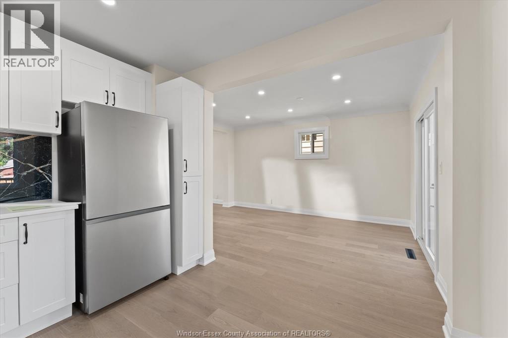 930 Elsmere Property Photo 15