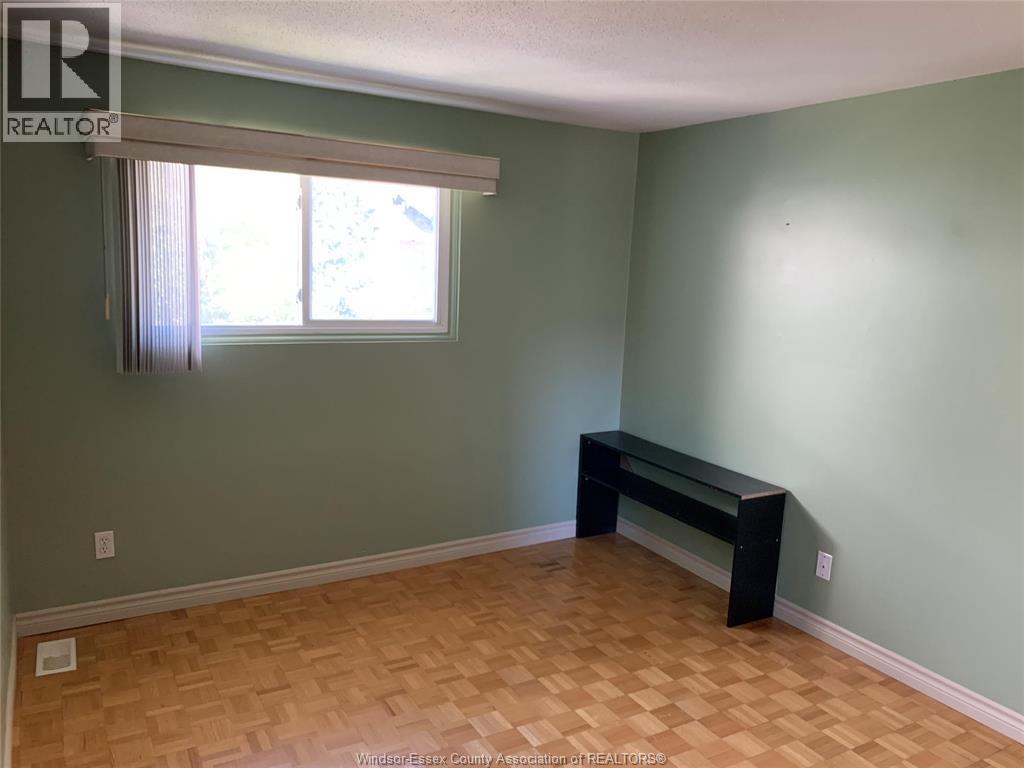 9394 Esplanade Drive Unit# 3 Property Photo 12