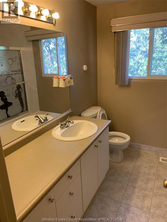 9394 Esplanade Drive Unit# 3 Property Photo 14