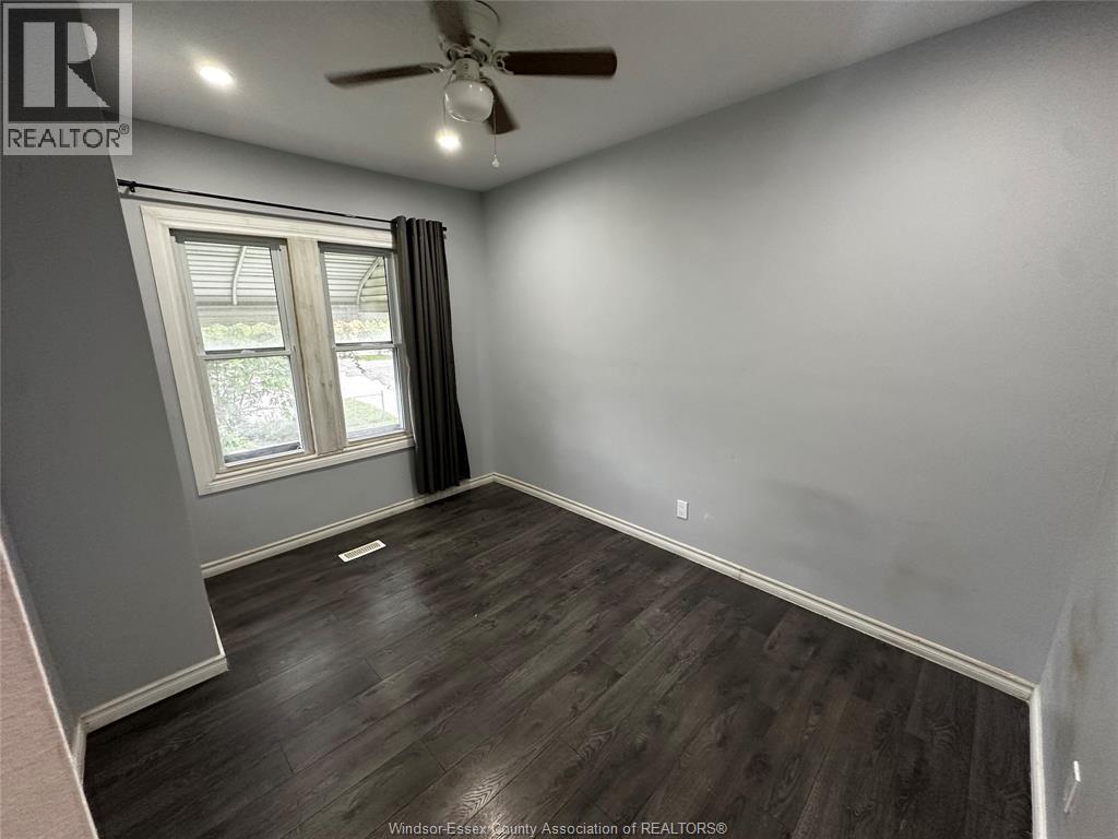 3114 Peter Street Property Photo 10