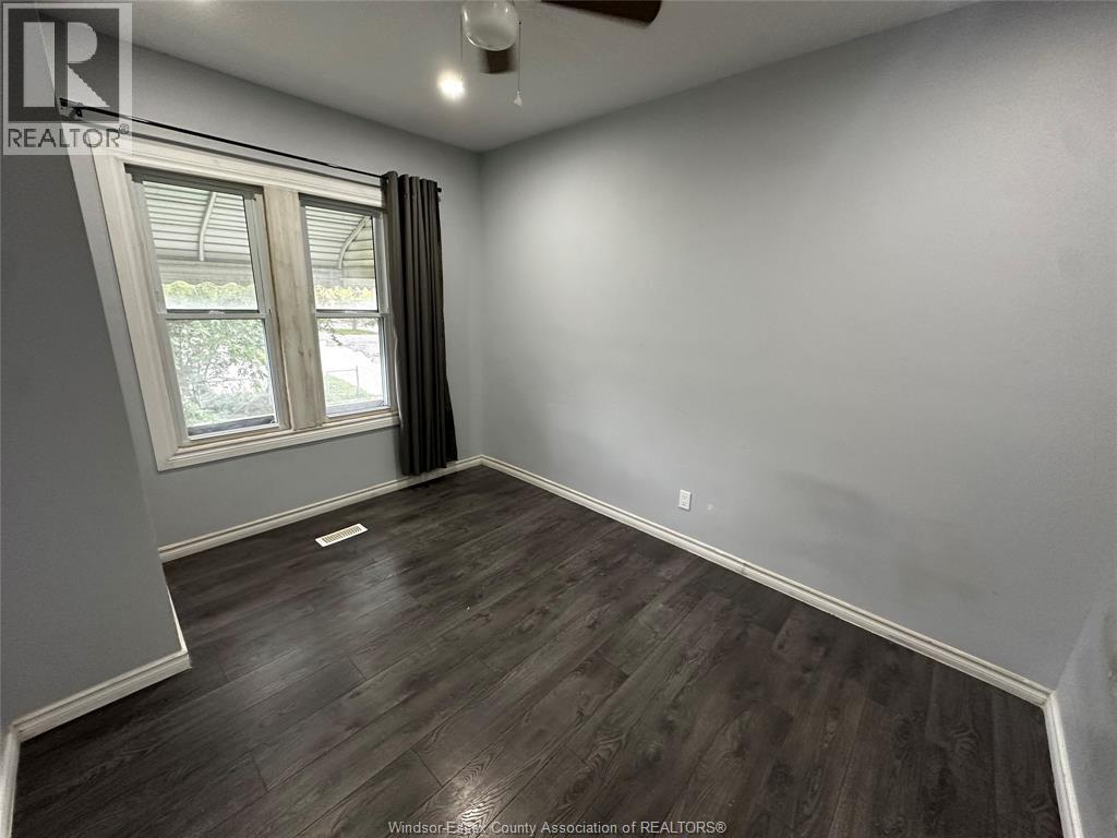 3114 Peter Street Property Photo 11