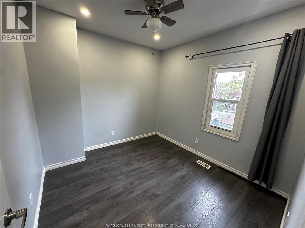 3114 Peter Street Property Photo 12