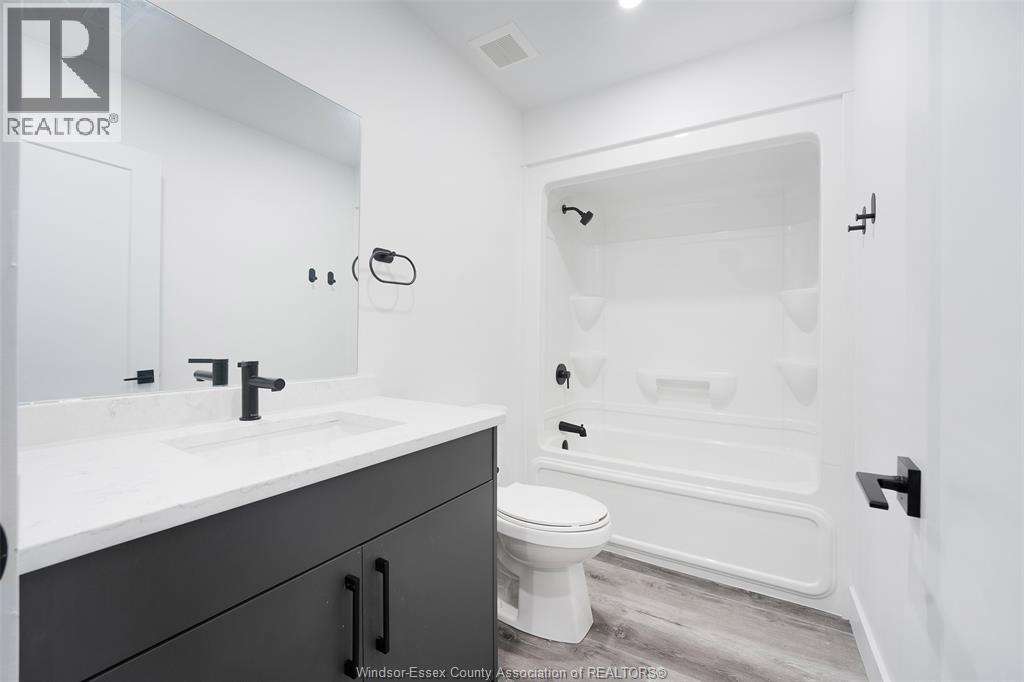 930 Marion Property Photo 6