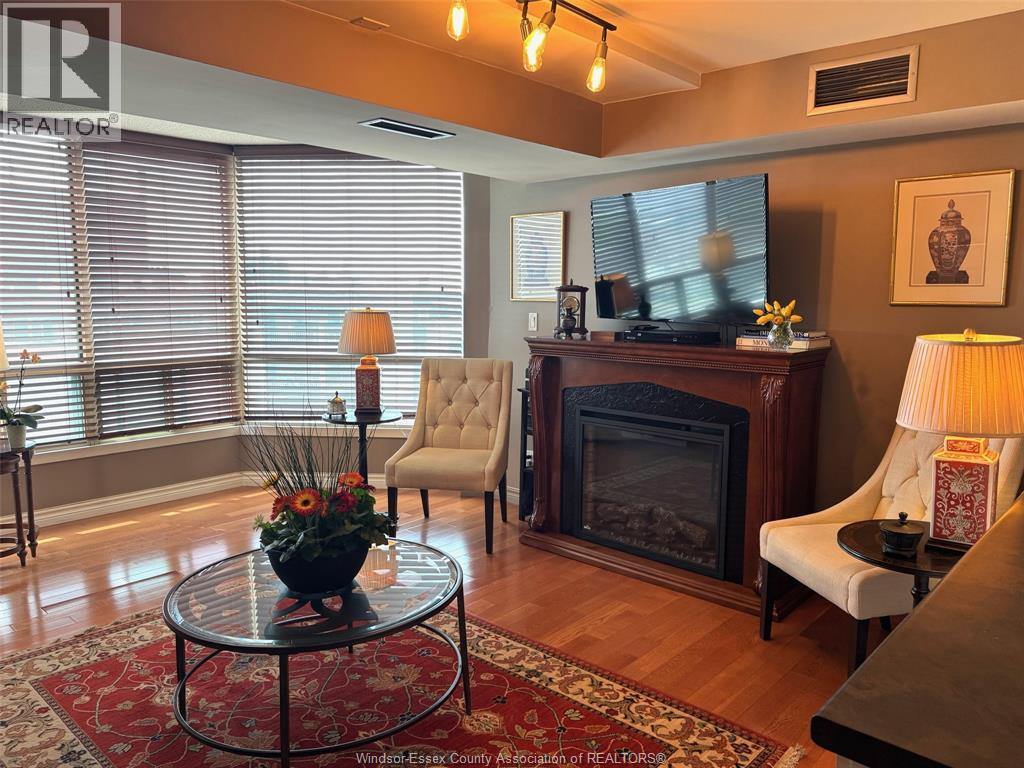 3601 Riverside Drive East Unit# 906 Property Photo 2