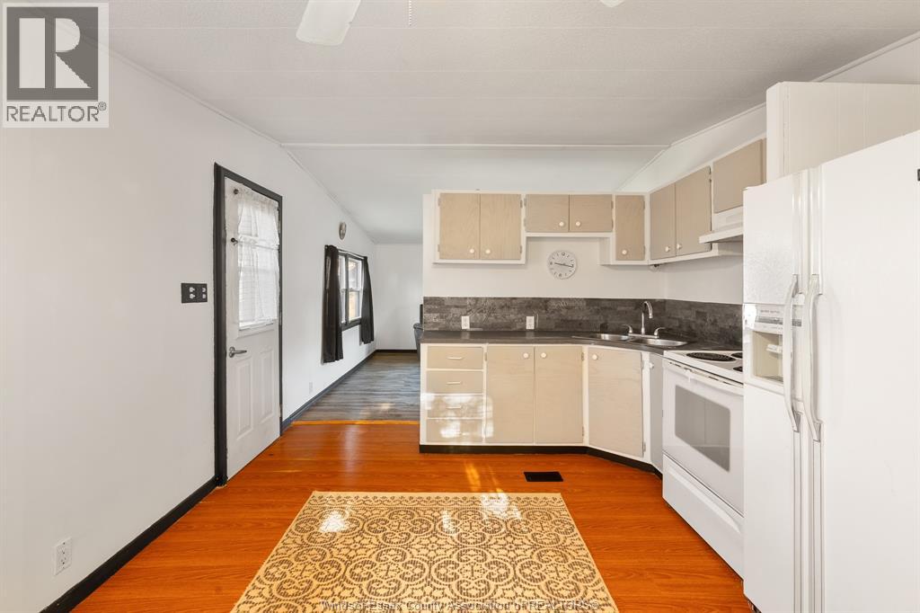 1 Cedar Crescent Unit# 101 Property Photo 8