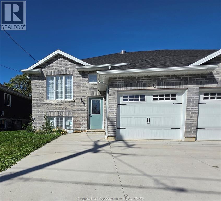 213 Catherine STREET Property Photo 1