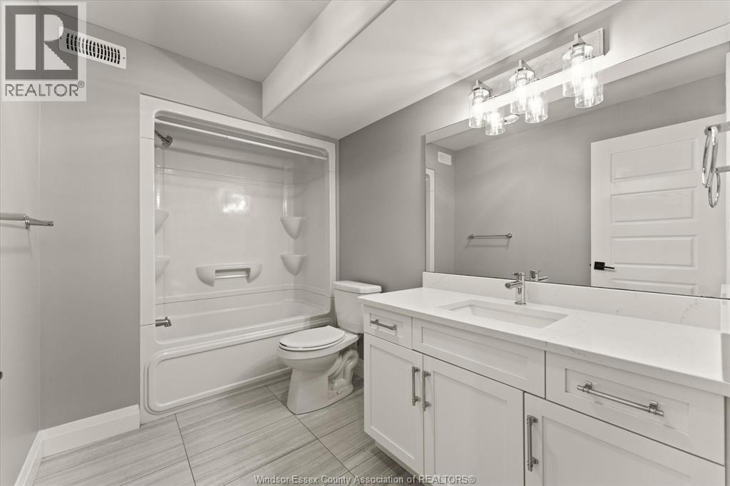 4416 Belmont Avenue Unit# Lower Property Photo 6