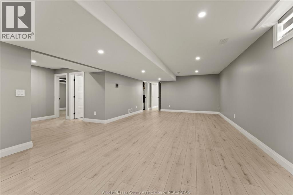 4416 Belmont Avenue Unit# Lower Property Photo 11