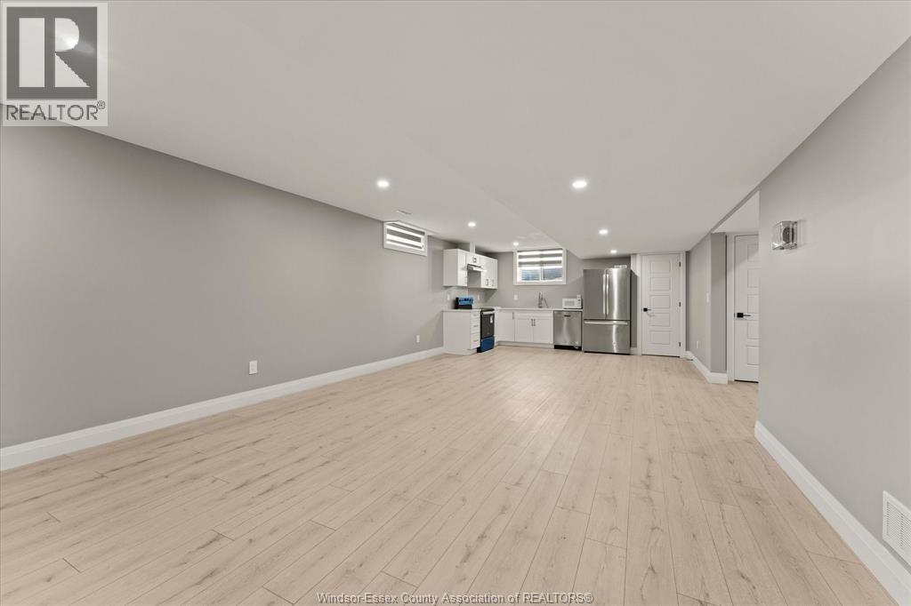 4416 Belmont Avenue Unit# Lower Property Photo 13