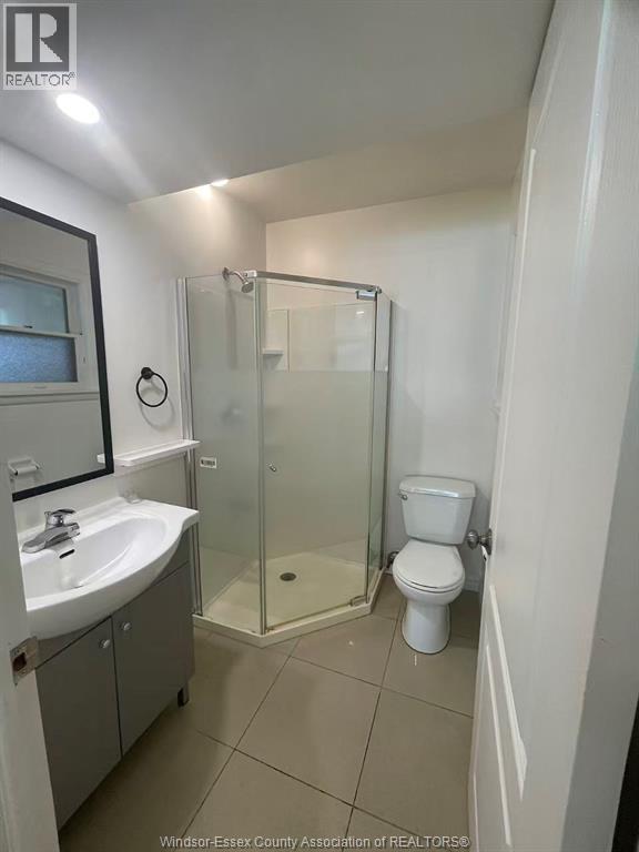 787 Campbell Unit# Room 1 Property Photo 4