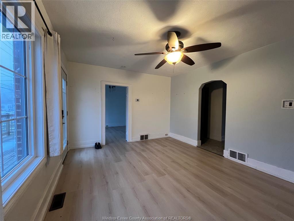 41 Alexandra Unit# Room 1 Property Photo 7