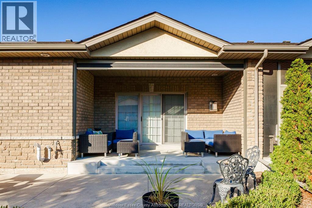 6087 Laurentide Property Photo 31