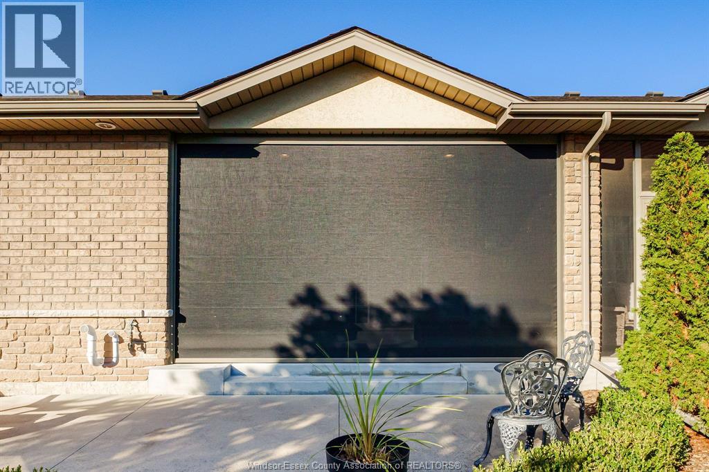 6087 Laurentide Property Photo 32