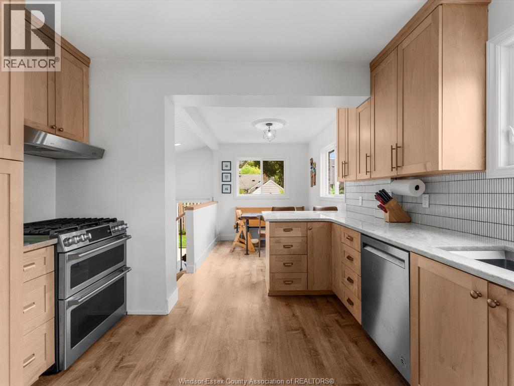 2306 Chilver Road Property Photo 12