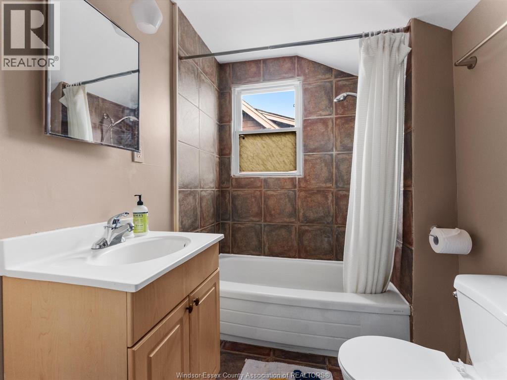 2306 Chilver Road Property Photo 31