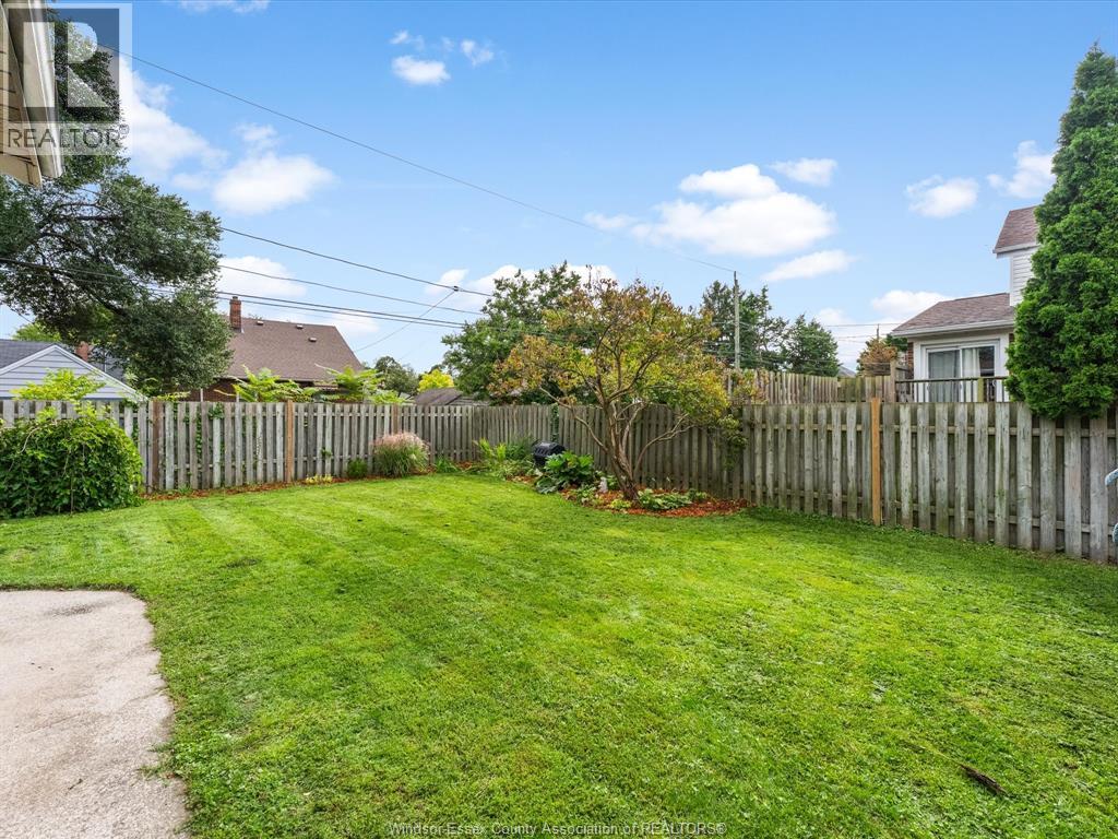 2306 Chilver Road Property Photo 41