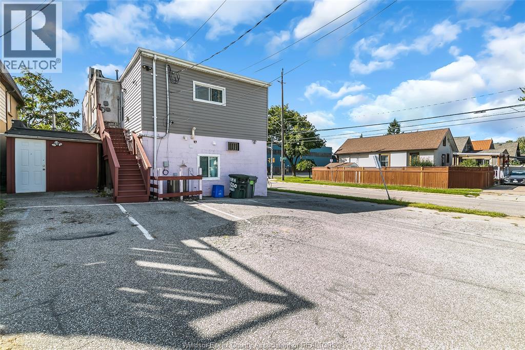 1500 Howard Avenue Property Photo 31