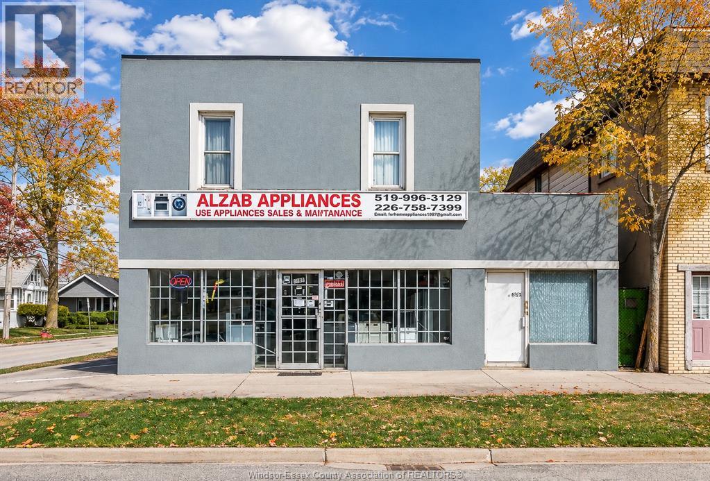 1500 HOWARD AVENUE Property Photo 1