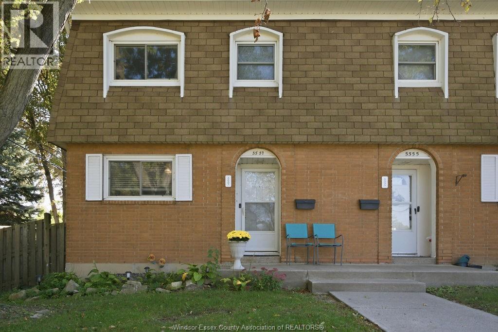 5557 CORONATION AVENUE Property Photo 1