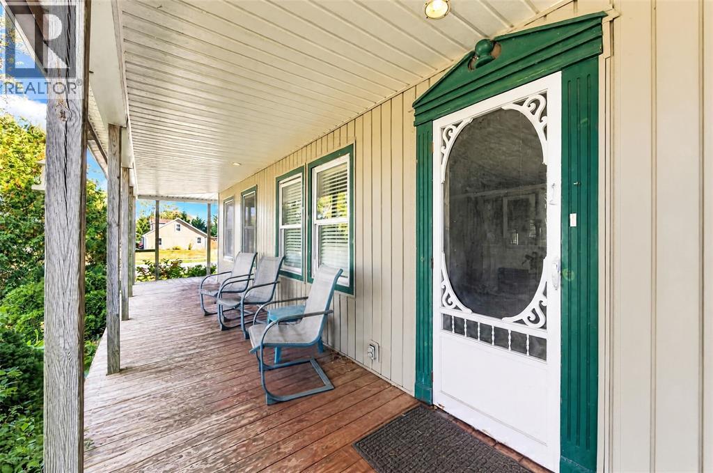 1363 Main Street Property Photo 4