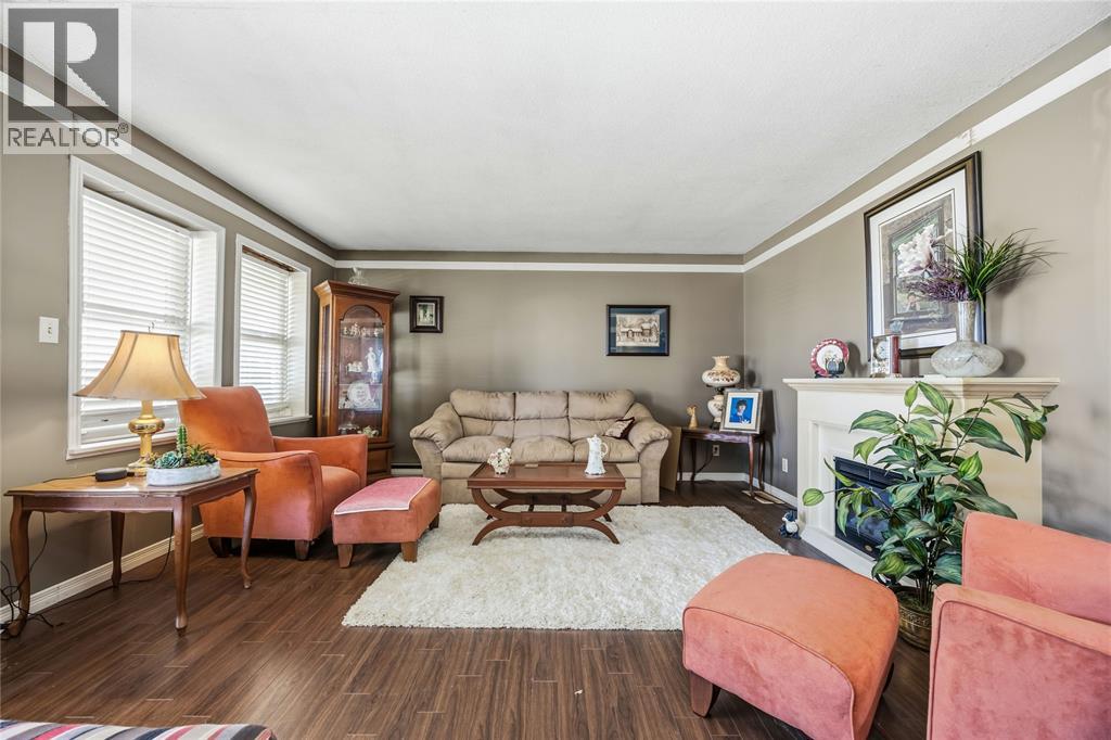 1363 Main Street Property Photo 5