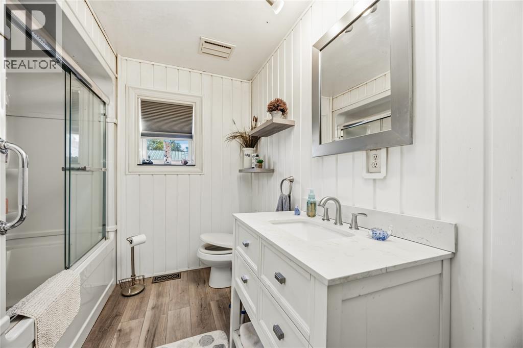 1363 Main Street Property Photo 7