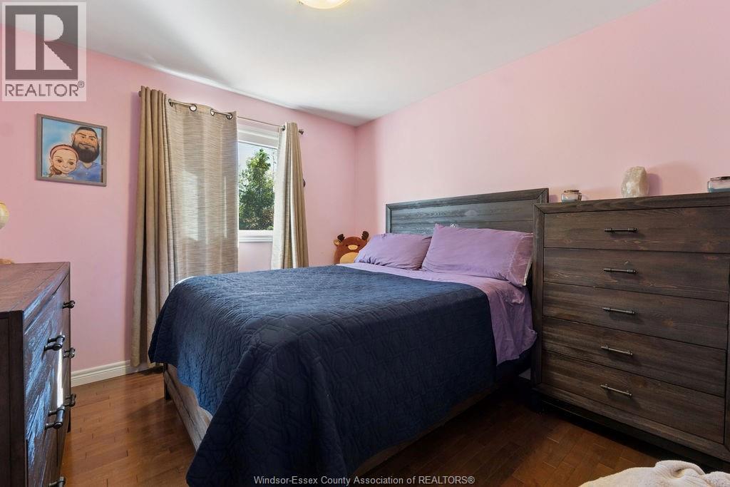 1162 Banwell Road Property Photo 11